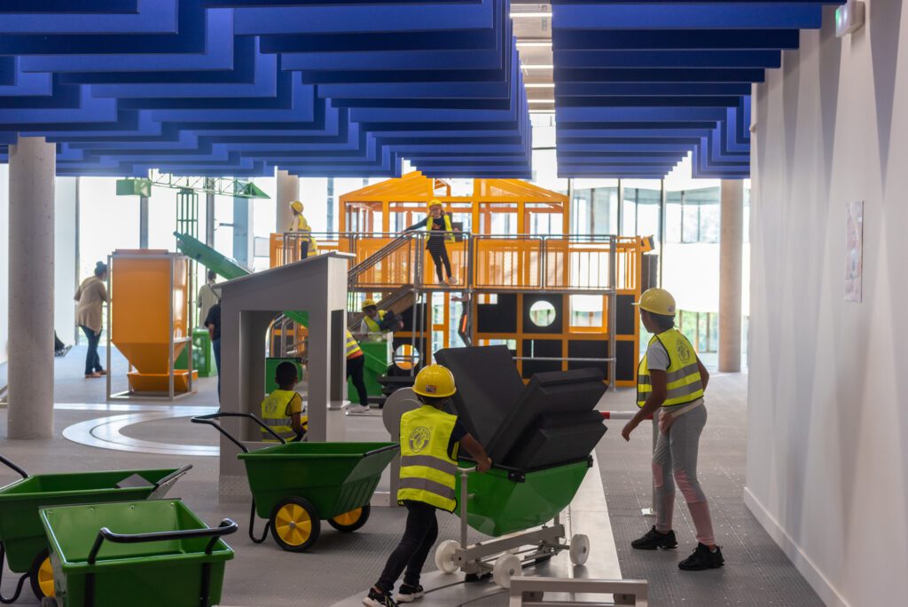 200825-1824-DSS_9576