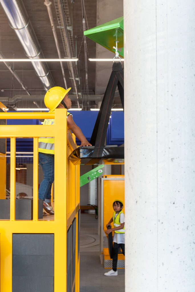 200825-1825-DSS_9579