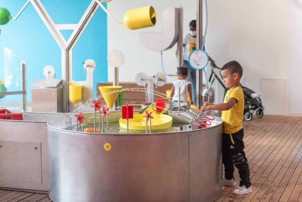 200825-1855-DSS_9691